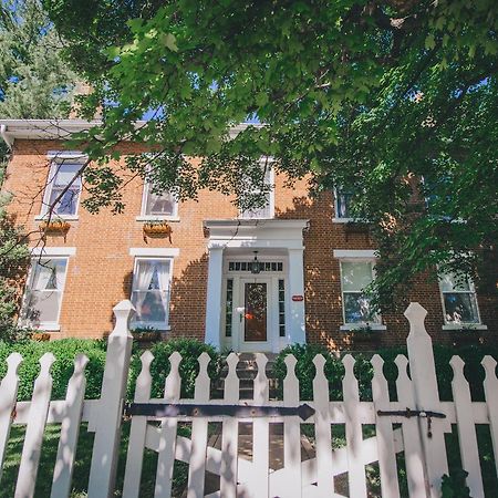 Old Caledonian Bed & Breakfast المظهر الخارجي الصورة