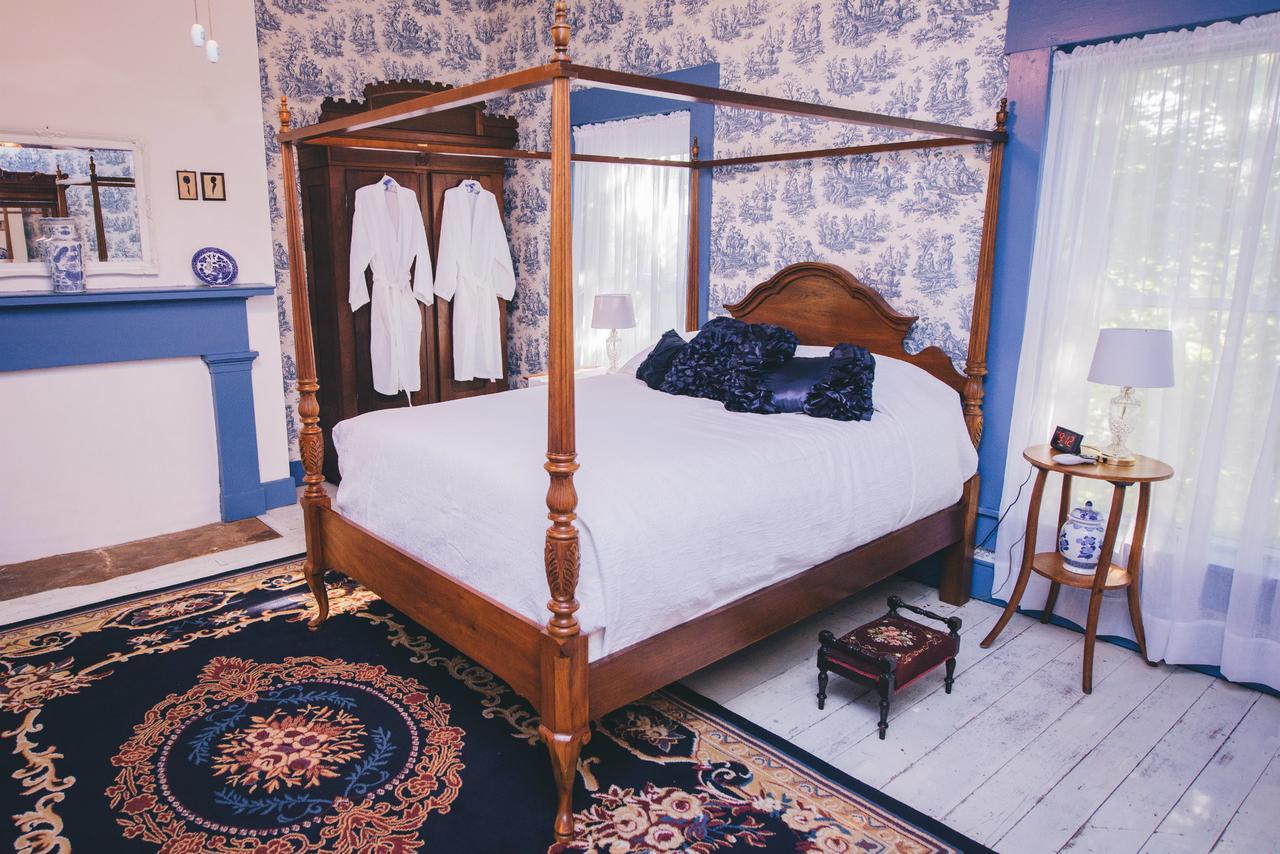 Old Caledonian Bed & Breakfast المظهر الخارجي الصورة