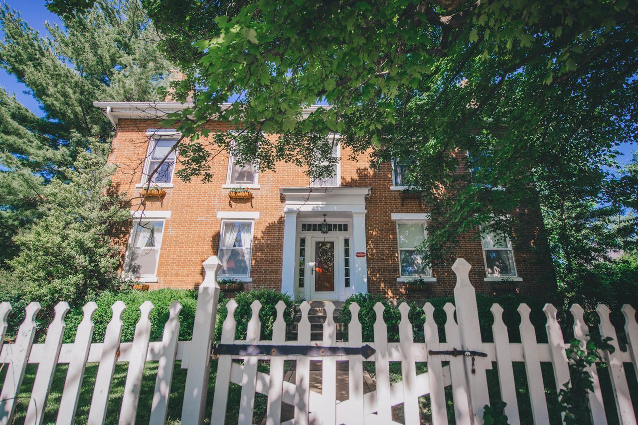 Old Caledonian Bed & Breakfast المظهر الخارجي الصورة