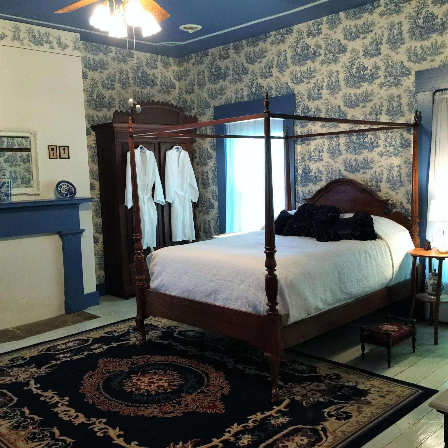 Old Caledonian Bed & Breakfast المظهر الخارجي الصورة