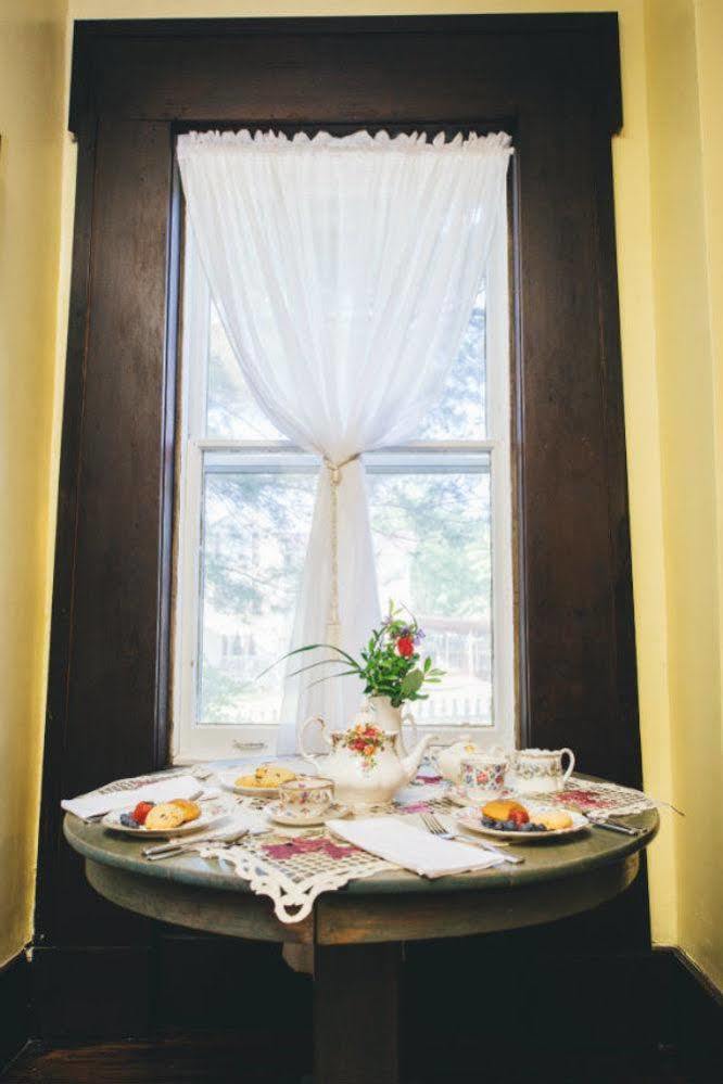Old Caledonian Bed & Breakfast المظهر الخارجي الصورة